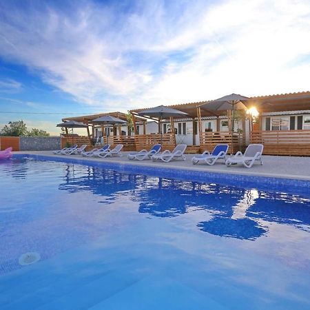 Poolside Mobile Home Turanj Exterior foto
